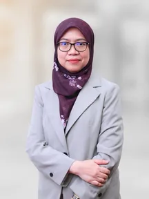 Dr. Risdhawati Hassan